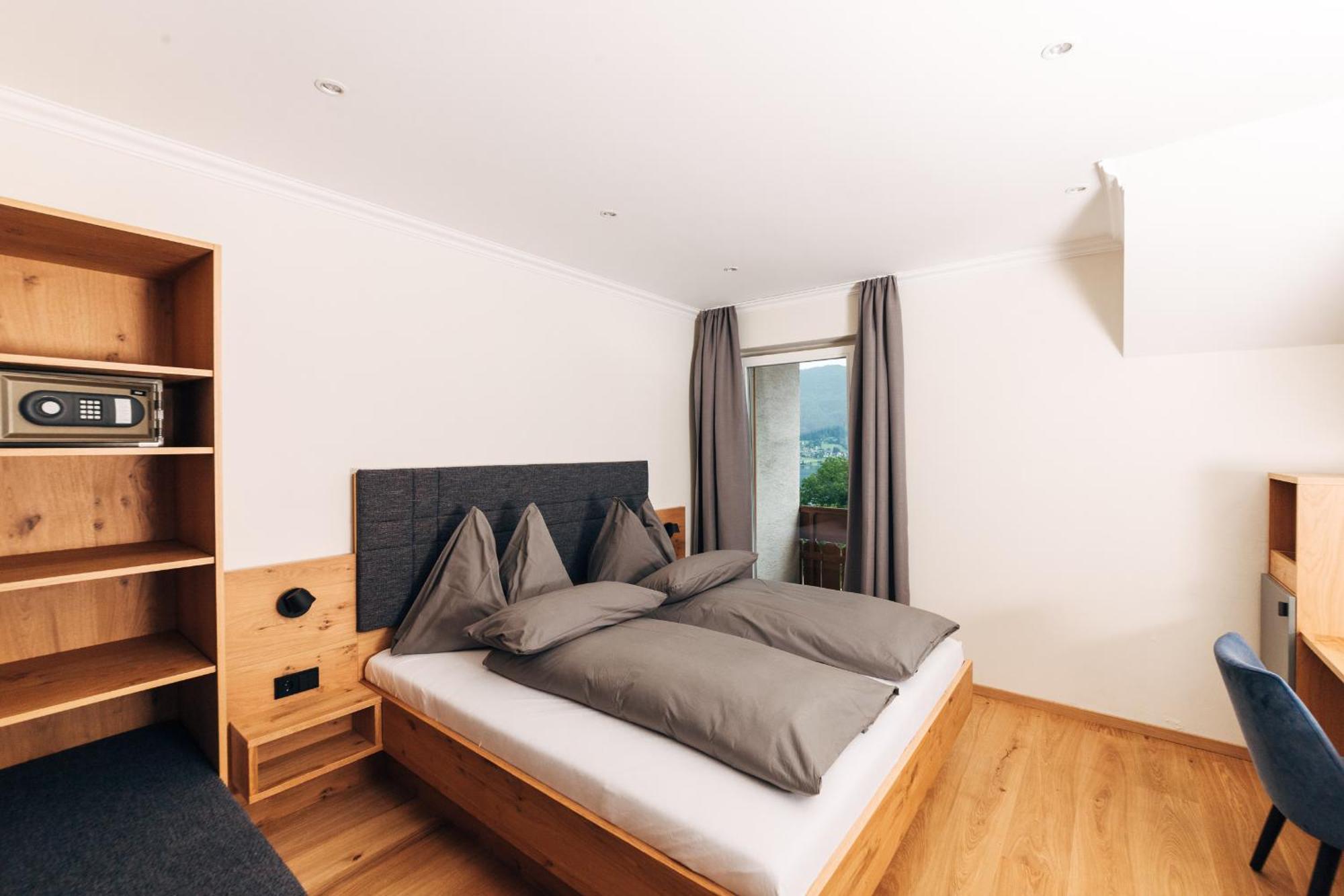 Hotel Gasthof Nindler Steindorf am Ossiacher See Esterno foto