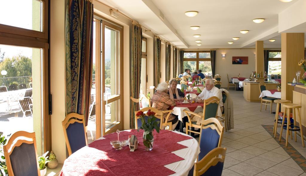 Hotel Gasthof Nindler Steindorf am Ossiacher See Esterno foto