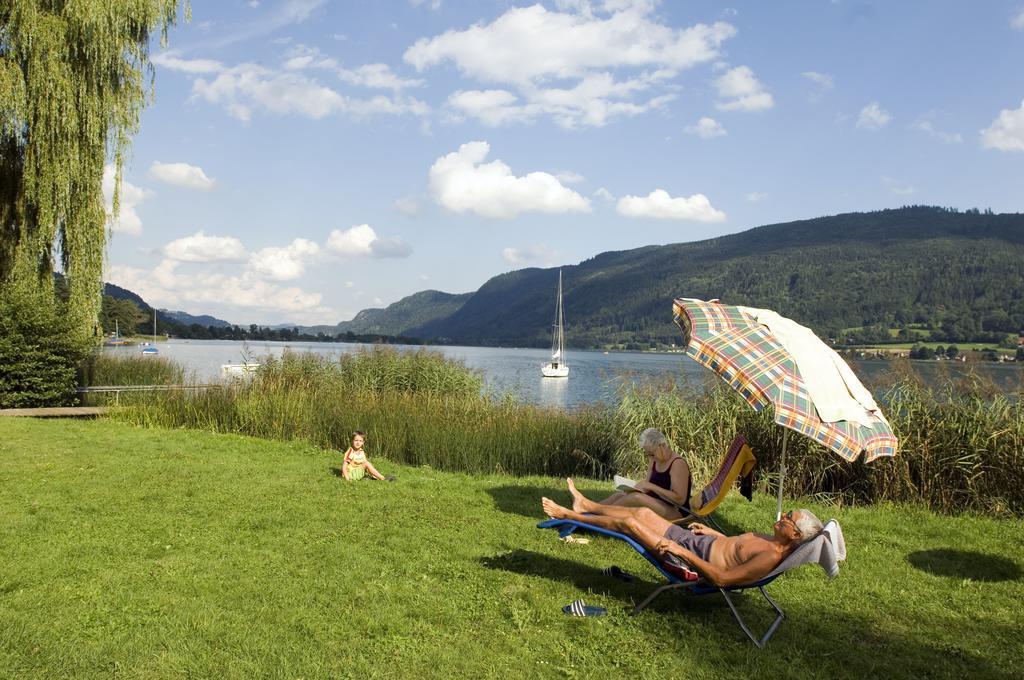Hotel Gasthof Nindler Steindorf am Ossiacher See Esterno foto